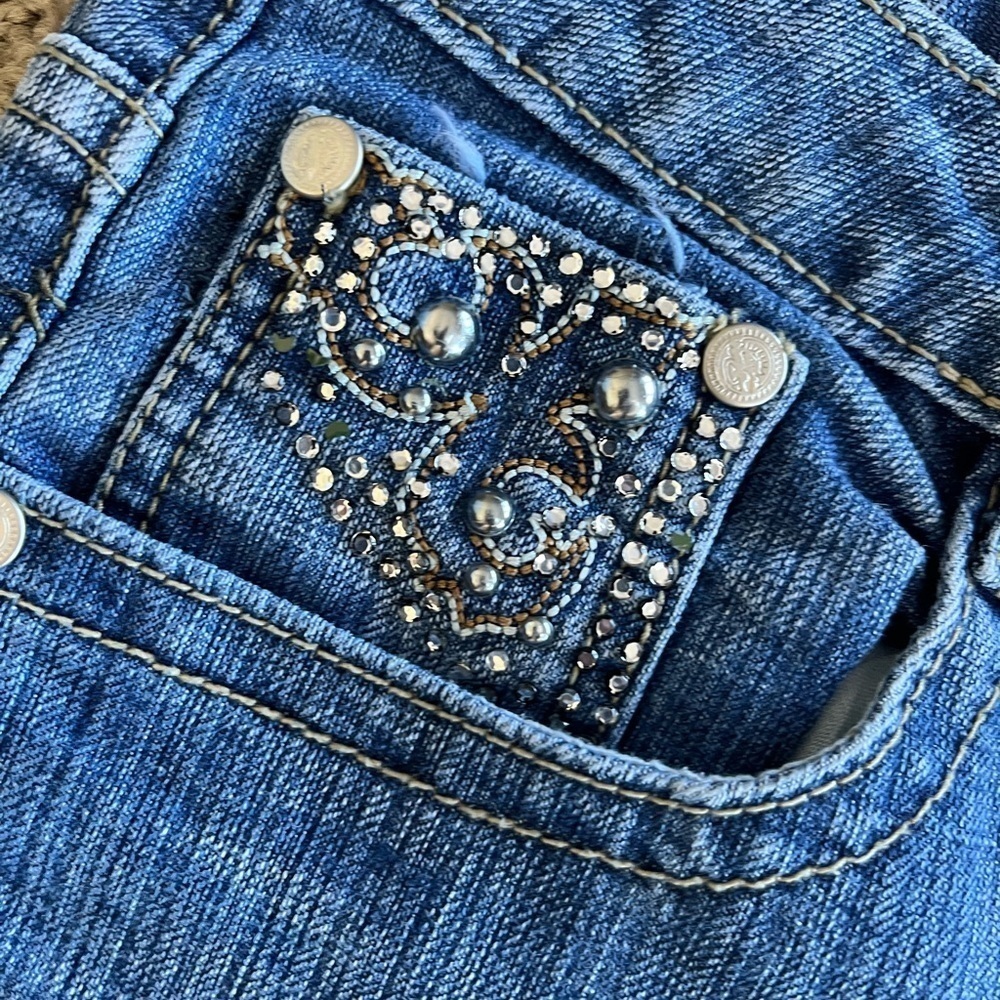P&P Casual Collection Rhinestone embellished cropped jeans - Picture 3 of 10